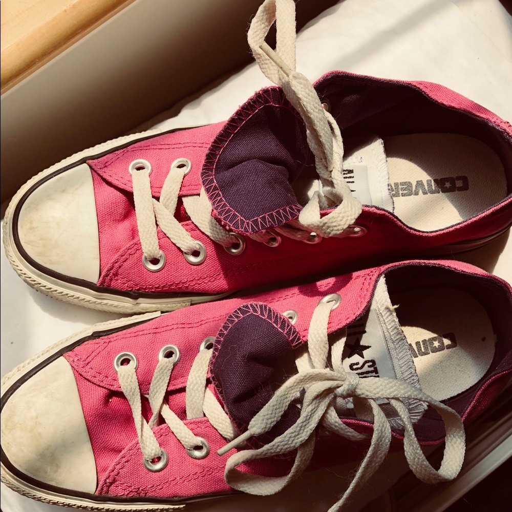 Size 7 Two color Pink/purple Chuck Taylors
